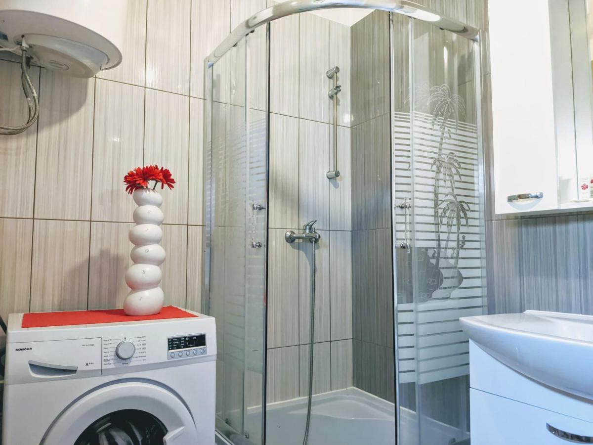 Glorianita Sweethome,Centro, Free Parking,Self Check- In Шибеник Экстерьер фото