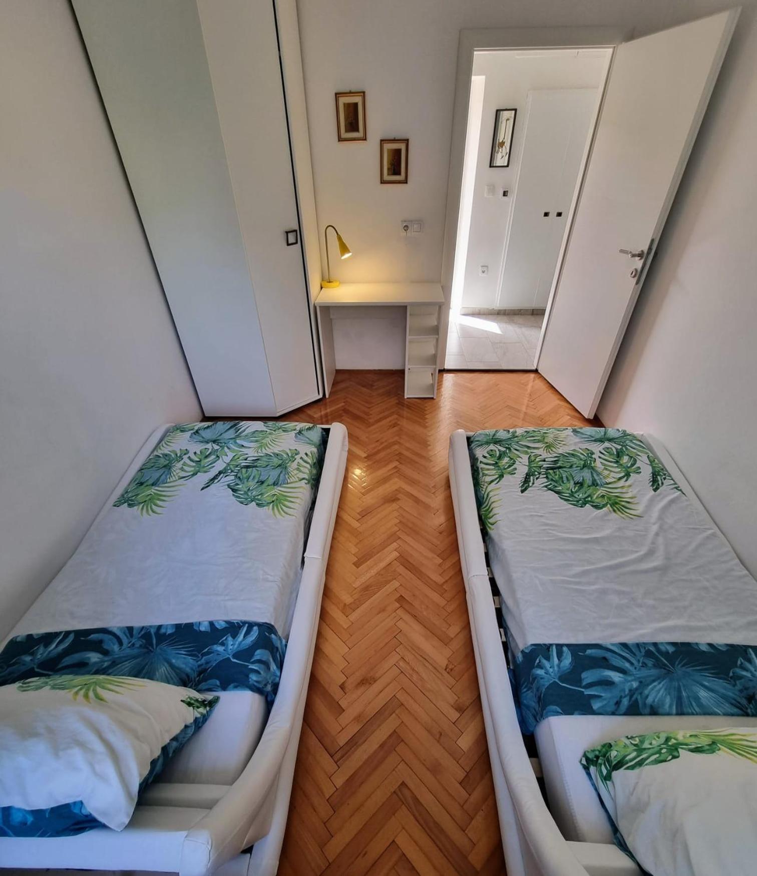 Glorianita Sweethome,Centro, Free Parking,Self Check- In Шибеник Экстерьер фото