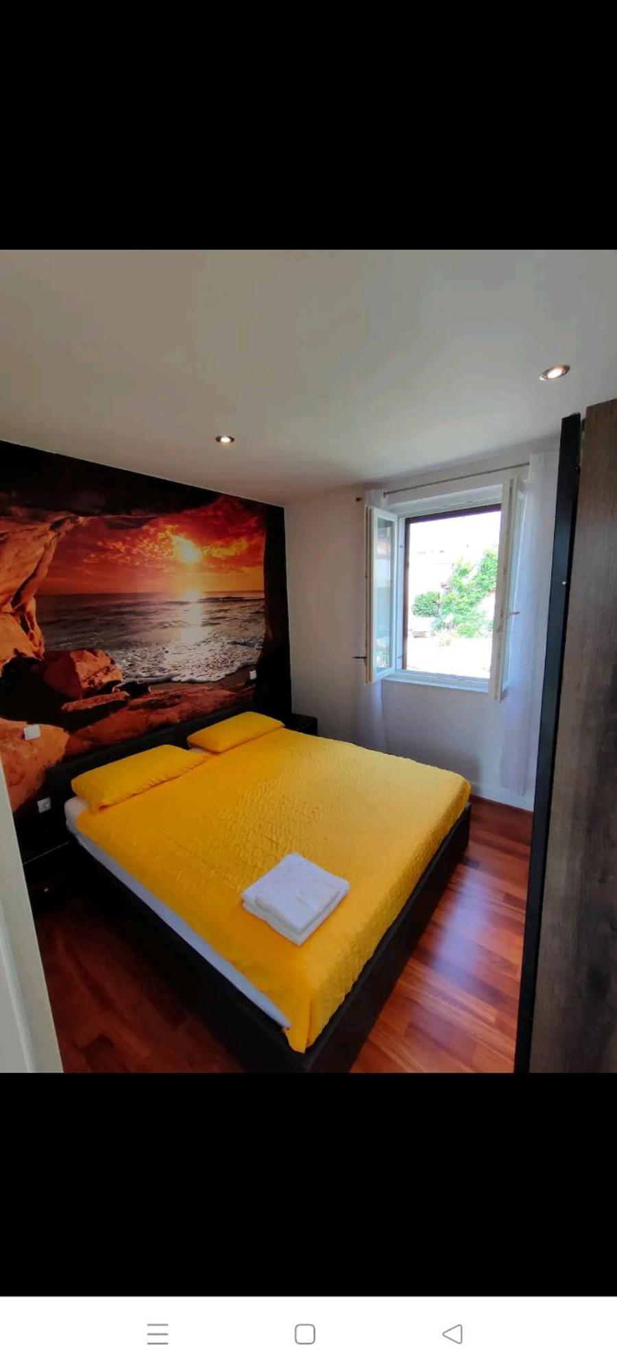 Glorianita Sweethome,Centro, Free Parking,Self Check- In Шибеник Экстерьер фото
